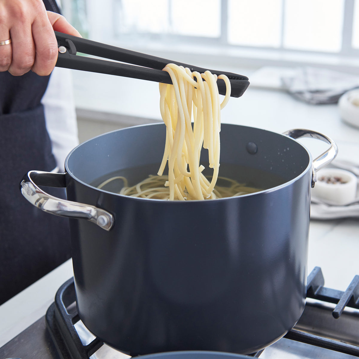 Platinum Silicone Tongs | Gray - Image 3