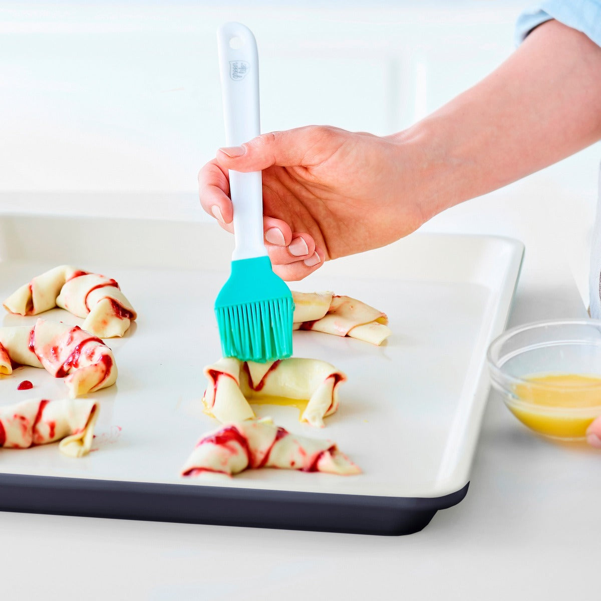 GreenLife Ceramic Nonstick 18 x 13 Cookie Sheet | Black - Image 6