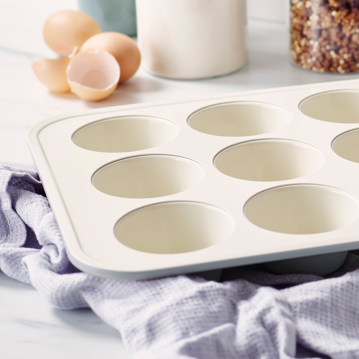 GreenLife Ceramic Nonstick Muffin Pan | Quartz Gray - Image 6