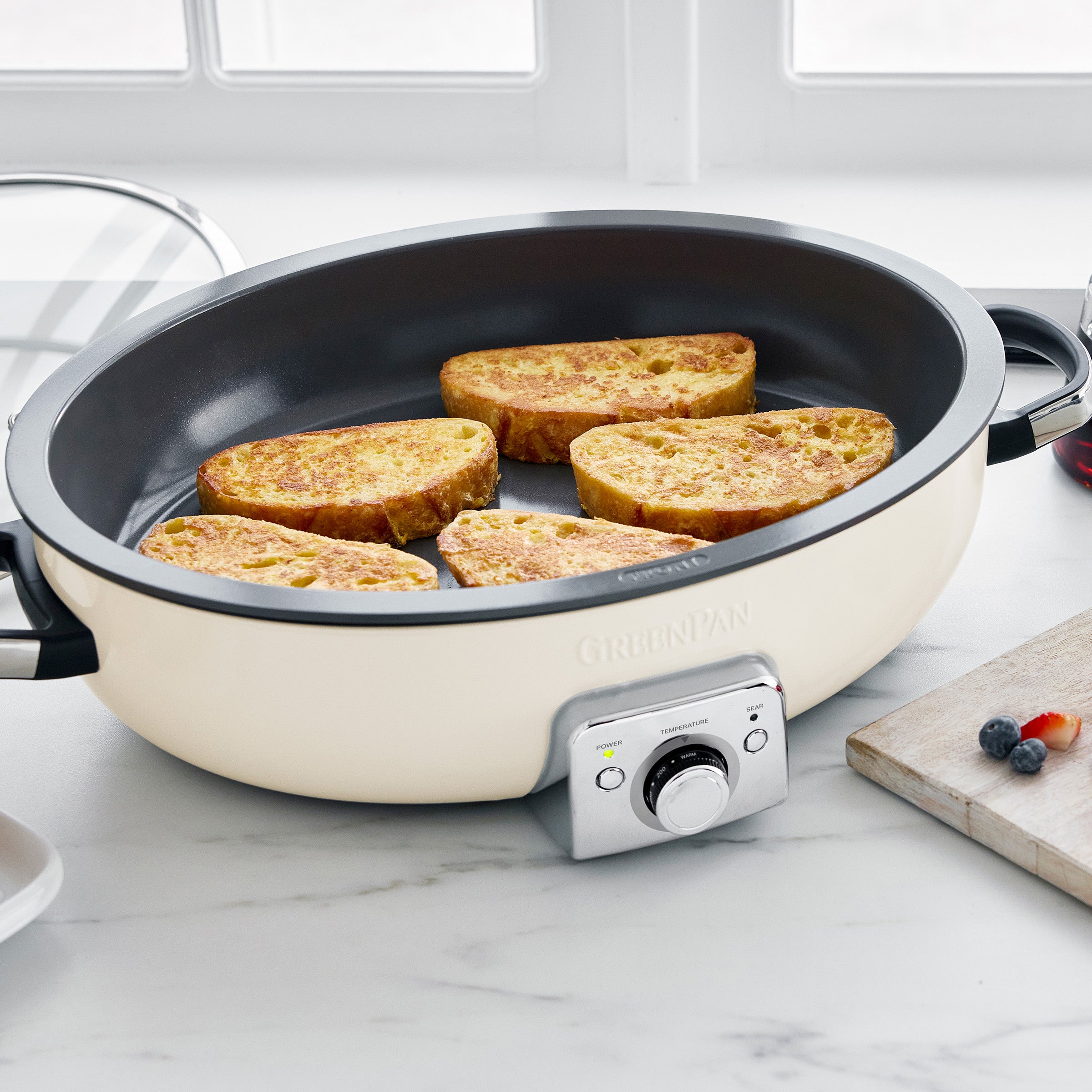 Elite 5.5-Quart Oval Electric Skillet | Cream - Image 7