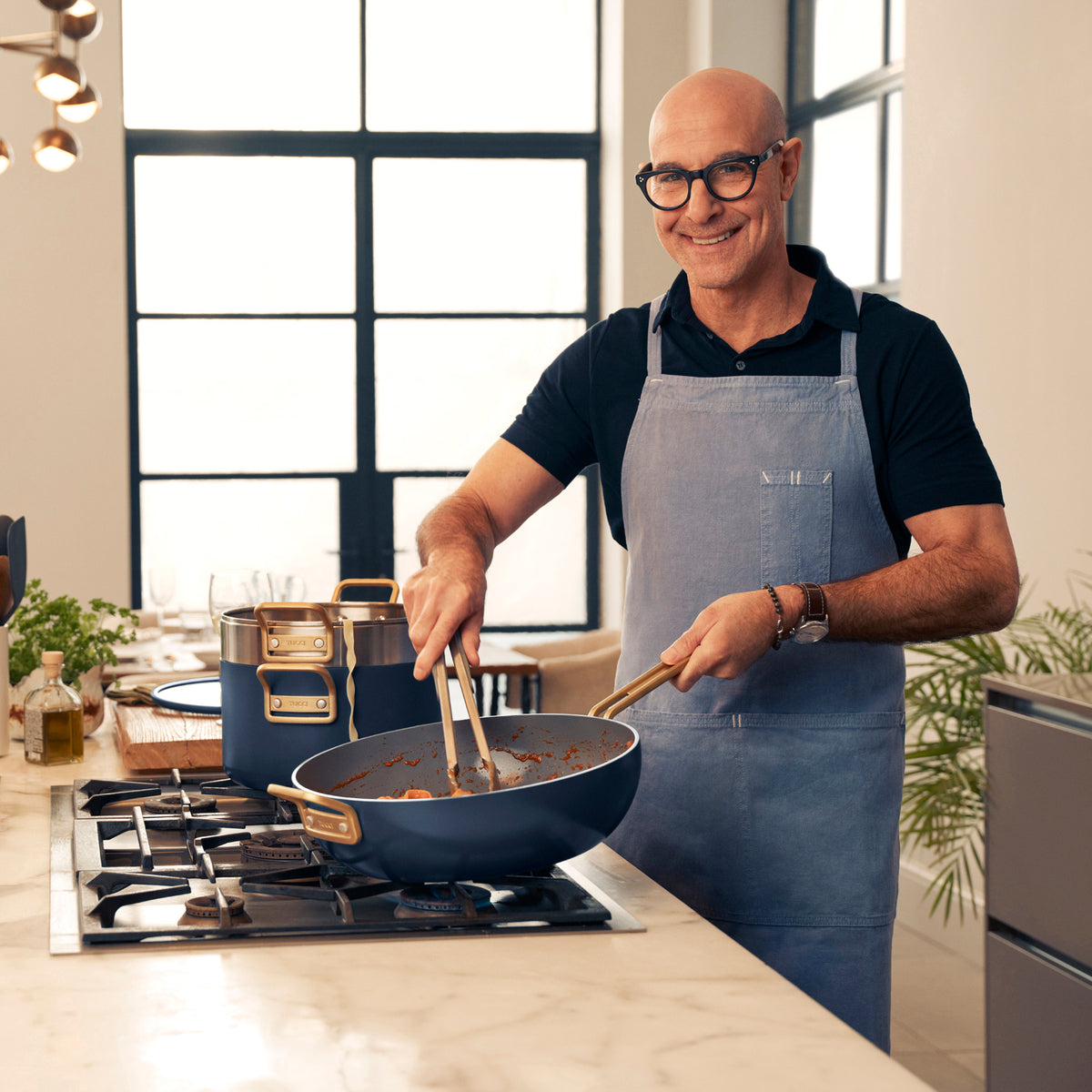 Stanley Tucci™ Ceramic Nonstick 4.5-Quart Stanley Pan Jr. | Marino Blue - Image 2
